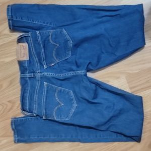 Womens Levis Jeans Sz 24